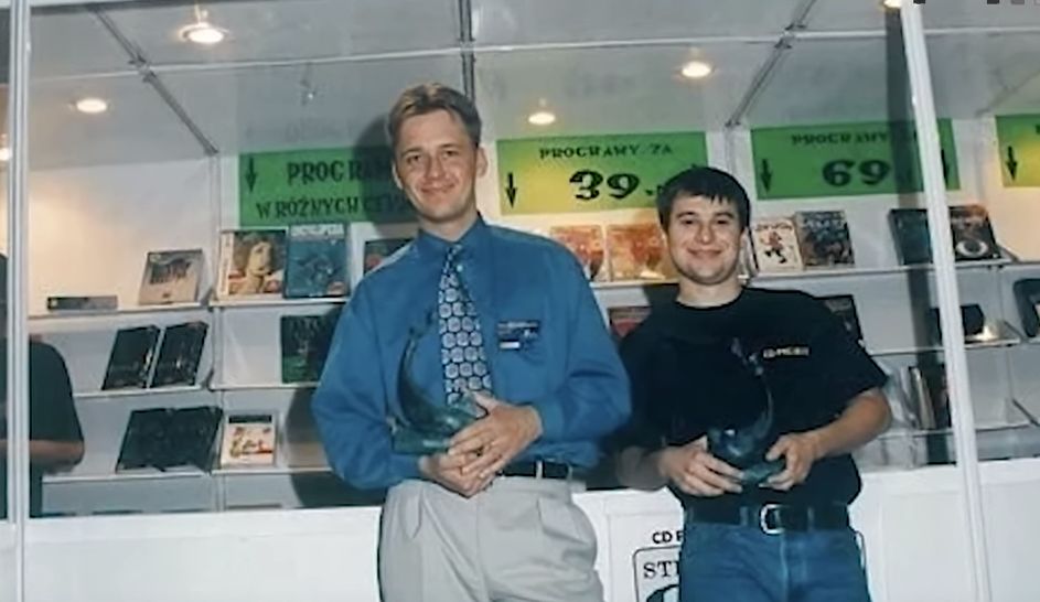 模拟城市中文版【香肠派对挂科技开挂锁血】