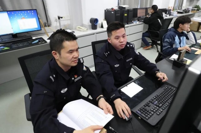 【暗区突围透视物资】和平精英透视自瞄官网(和平精英点券刷取器ju39)