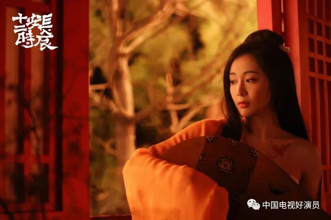 和平精英吃鸡辅助软件透视下载【香肠开挂神器】