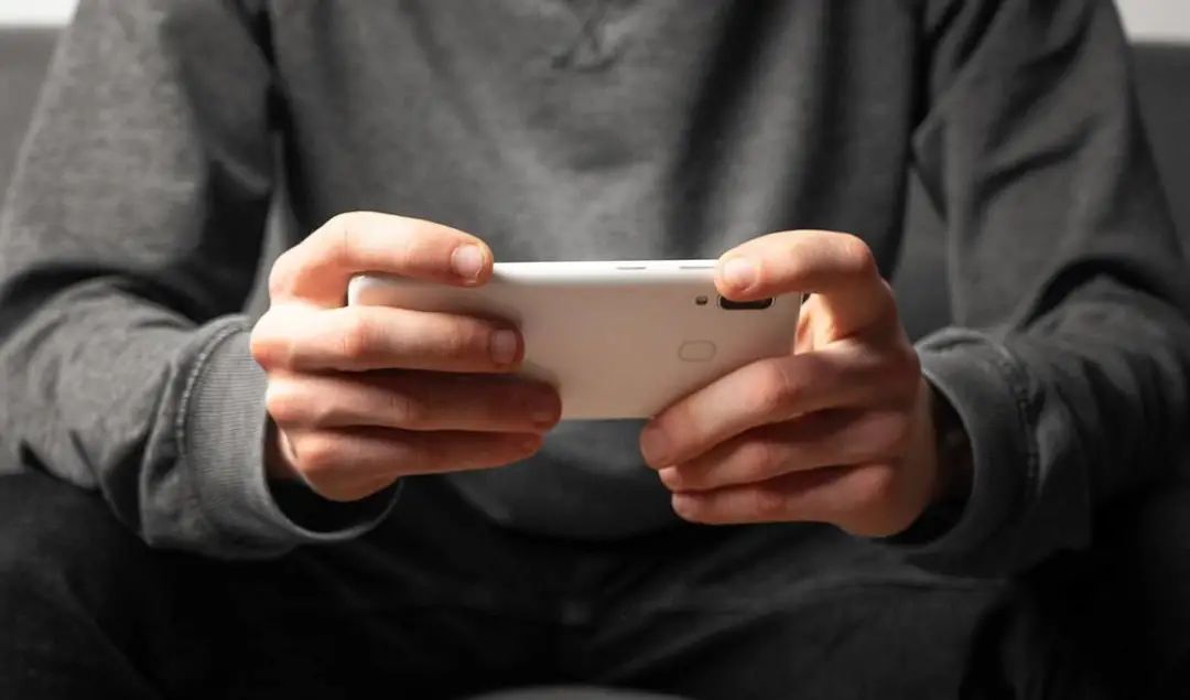 和平精英苹果手机挂